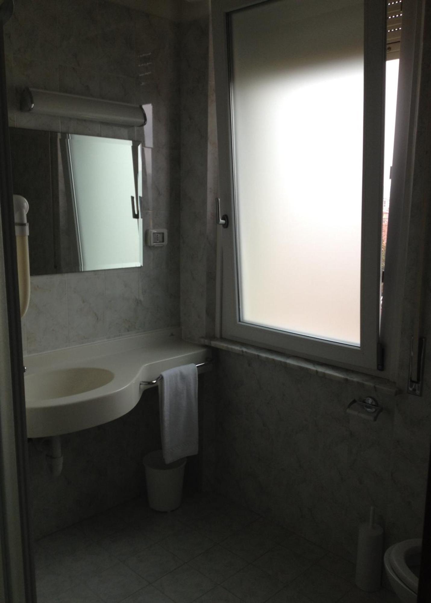 Hotel Mareblu Senigallia Oda fotoğraf
